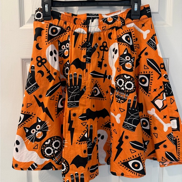 Retrolicious Eeek Skater Skirt - medium - Picture 2 of 3